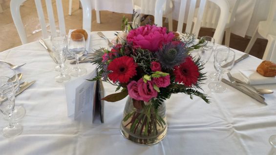 Bouquet rond champêtre camaïeu rose et violet 