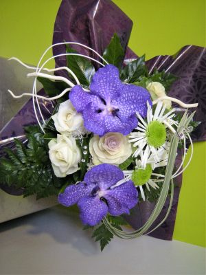 Bouquet rond blanc et parme