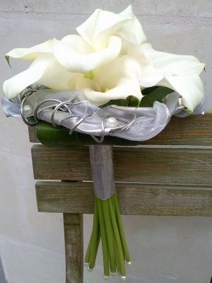 Bouquet de mariée avec callas